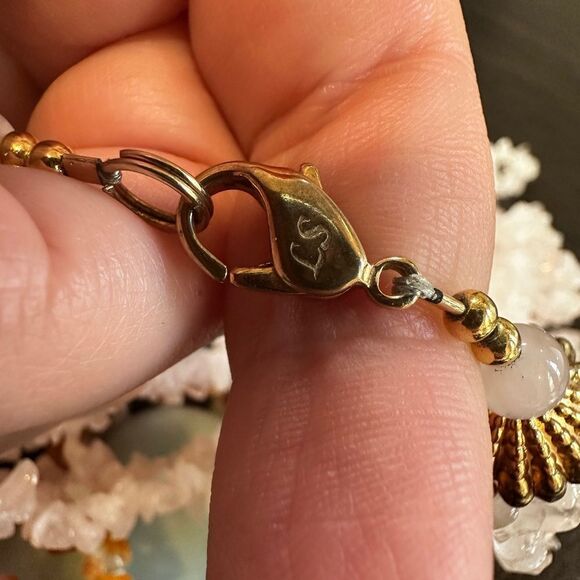 Lee Sands signed, solid, multi-strand rose quartz chip necklace! - Picture 10 of 11